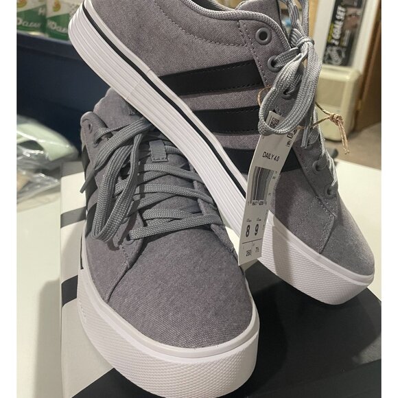 Adidas Daily 4.0 Men’s Athletic Shoe Grey Sneakers Trainers Footwear - Picture 3 of 16